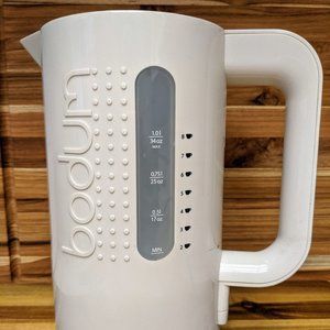 Bodum Bistro Electric Water Kettle 34 oz/1 L